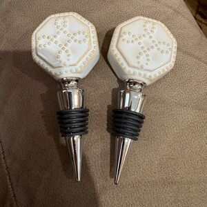 Elegant White and Beige Wine Stoppers